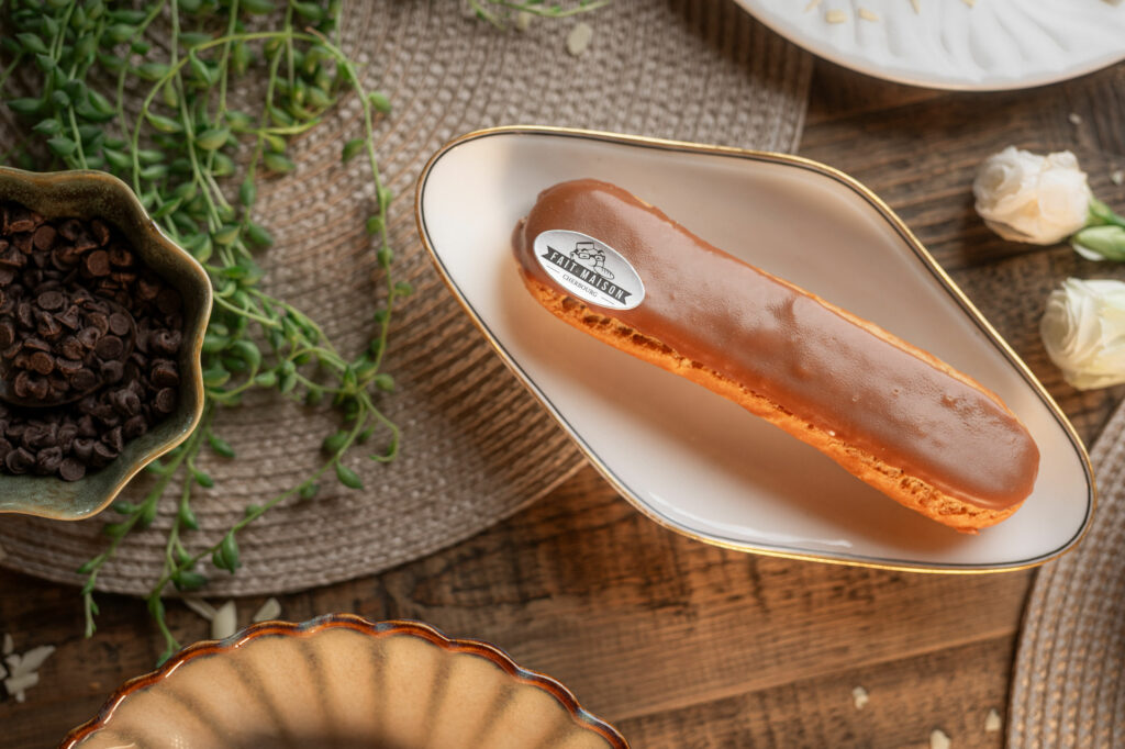 Eclair café