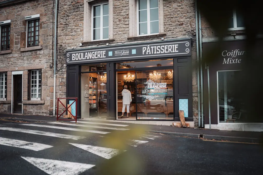 Boulangerie petit jean saint pierre eglise 01 1024x683