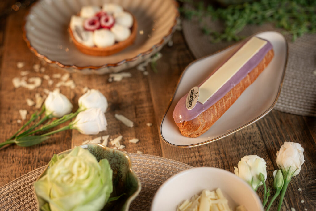 Eclair cassis