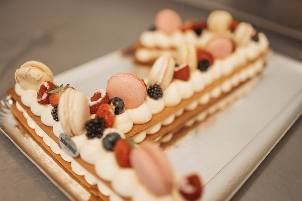Number cake fruit